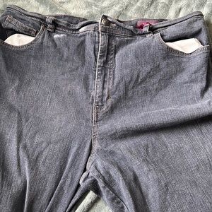 Gloria Vanderbilt jeans